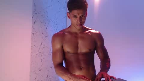 ken__owensx online show from April 26, 6:38 pm