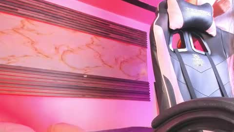 ken_and_bonnie online show from January 19, 2:10 am