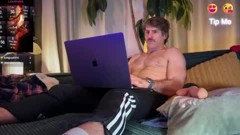 KenD online show from January 14, 6:49 pm