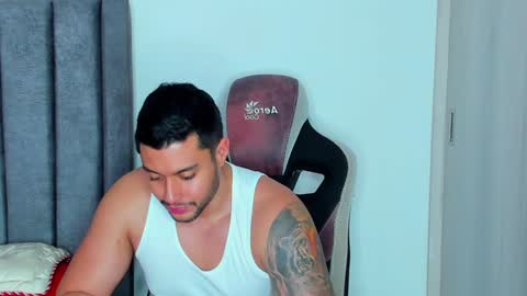 ken_mailik online show from February 5, 11:28 pm