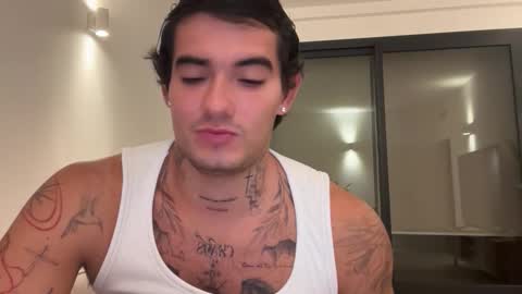 luis carlos esteban online show from September 15, 7:26 pm