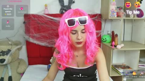 Mariana online show from October 31, 4:46 am