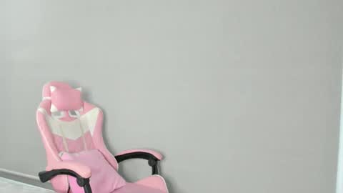 Aleja3 online show from November 22, 6:06 pm