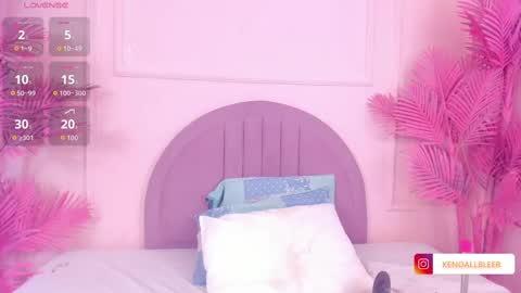 kendallbleer online show from November 10, 12:19 pm