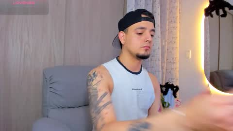 Snapshot of kendel_dimitri chatting on October 19, 5:12 am kendel_dimitri online show from October 19, 5:12 am