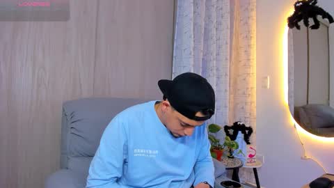 Snapshot of kendel_dimitri chatting on October 15, 5:11 am kendel_dimitri online show from October 15, 5:11 am