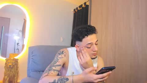 Snapshot of kendel_dimitri chatting on January 22, 7:03 am kendel_dimitri online show from January 22, 7:03 am