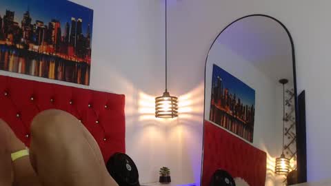 Kendra online show from March 10, 1:10 pm