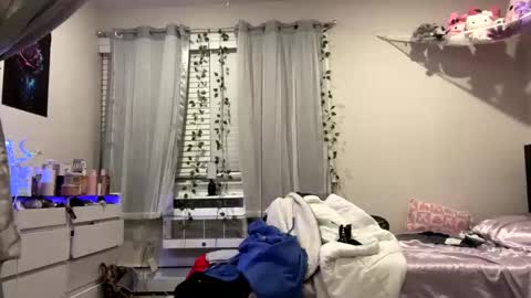 kendrakaps52 online show from October 5, 12:19 am