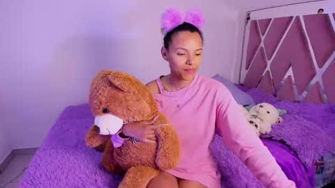 Kendra online show from November 24, 2:21 am