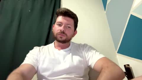 kenerkener online show from February 1, 11:48 pm