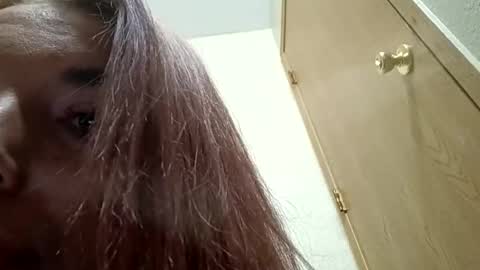 kenkenkenily online show from December 1, 5:44 pm