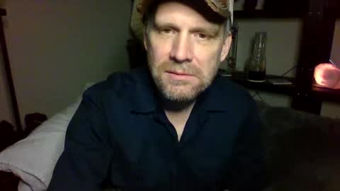 Ken Kuddles online show from January 18, 3:20 am