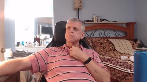Snapshot of kent_ham chatting on February 11, 1:41 am kent_ham online show from February 11, 1:41 am