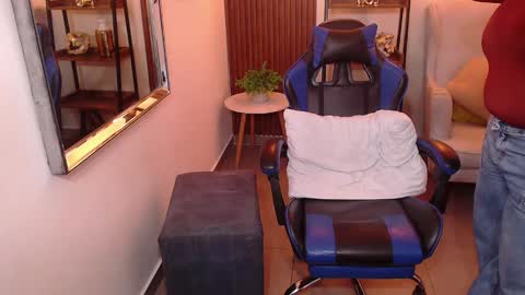 Kenya Buhle online show from November 26, 6:37 pm