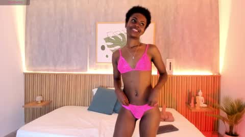 Snapshot of kenya_stone_ chatting on September 8, 8:41 pm kenya online show from September 8, 8:41 pm
