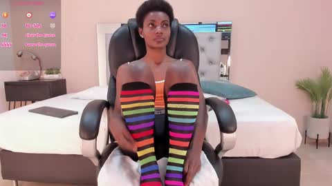 Snapshot of kenya_stone_ chatting on February 27, 8:09 pm kenya online show from February 27, 8:09 pm