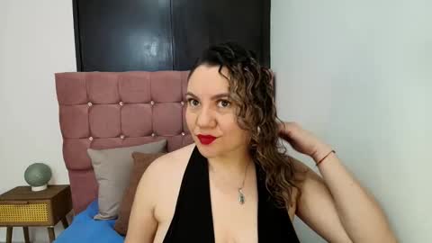 Snapshot of kerly_mature42 chatting on October 13, 2:19 pm KERLY online show from October 13, 2:19 pm