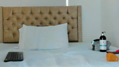 Kery Hillson online show from September 22, 3:16 pm