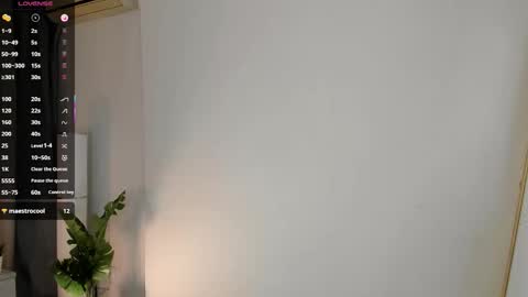 kettyIm a simple girl who likes gifts Lovense is activeThere are legends that in this room all your wish can come true online show from October 6, 6:42 am