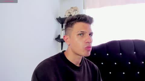 Kevin Ahs online show from April 6, 8:10 pm