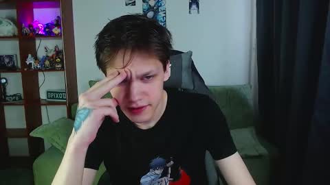 Snapshot of kevin_joestar chatting on September 14, 5:43 am Kevin online show from September 14, 5:43 am
