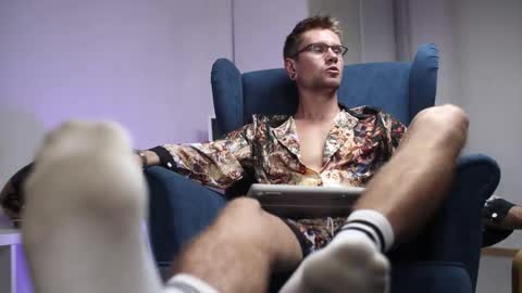 Kev online show from September 13, 5:15 pm