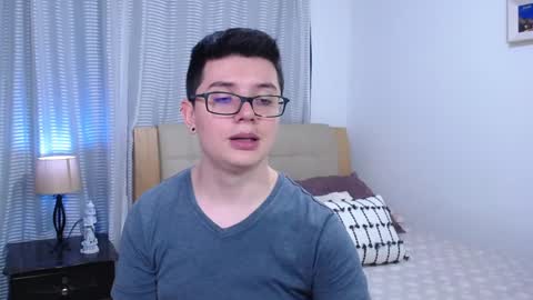 Kevin online show from February 20, 1:49 am