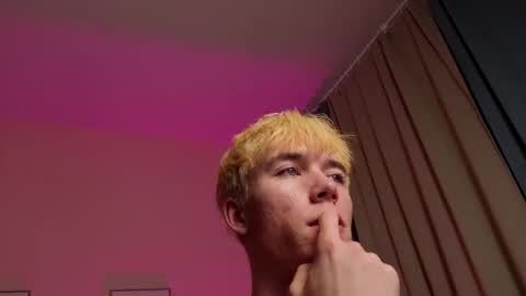 Kevin online show from February 5, 7:06 pm