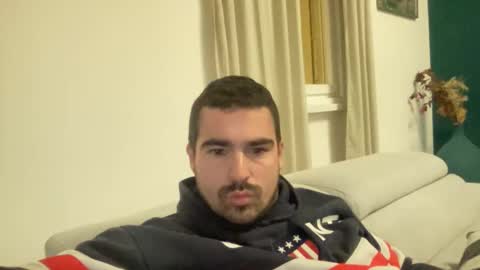 kevinpillobello online show from December 4, 5:34 pm