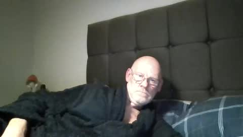 kevlooking4sez online show from February 22, 12:58 am