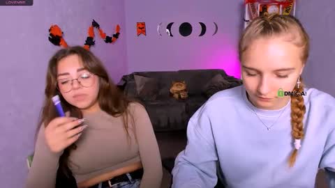 Snapshot of keylas_moan chatting on October 20, 12:21 pm Keylas online show from October 20, 12:21 pm