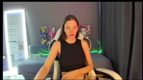 Snapshot of keyli_ink chatting on October 19, 3:49 pm Keyli online show from October 19, 3:49 pm