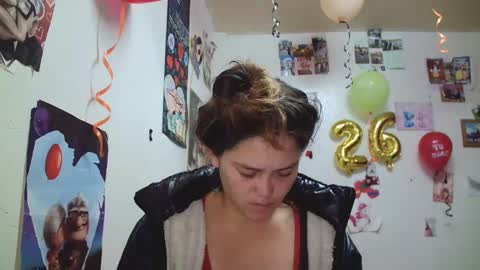 kha hot online show from March 5, 2:14 am