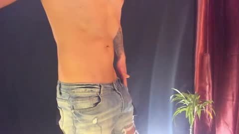 DonyBrown online show from February 15, 7:43 am