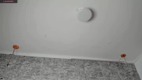 Khelany Isyy  online show from November 19, 3:00 pm