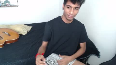 khevinlopezonig online show from February 16, 9:05 pm