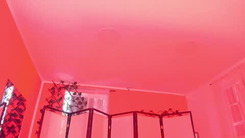 Khloe online show from September 20, 1:36 pm