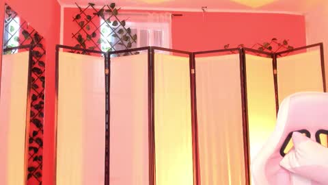 Khloe online show from October 14, 1:14 pm