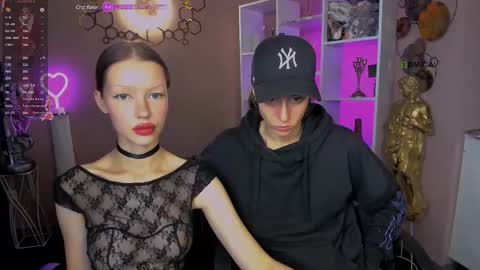 khloebeauty online show from September 27, 7:33 pm