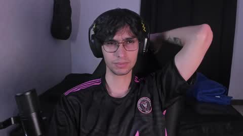 khozler_ online show from September 22, 1:53 am