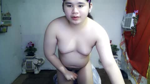 Snapshot of kianna_schmitz chatting on October 2, 12:09 am Your SweetGirl Ts online show from October 2, 12:09 am