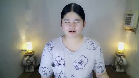 Snapshot of kianna_schmitz chatting on February 24, 10:59 am Your SweetGirl Ts online show from February 24, 10:59 am