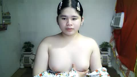 Snapshot of kianna_schmitz chatting on September 26, 3:47 am Your SweetGirl Ts online show from September 26, 3:47 am