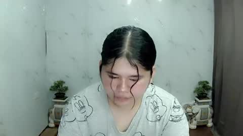 Snapshot of kianna_schmitz chatting on February 17, 4:17 pm Your SweetGirl Ts online show from February 17, 4:17 pm