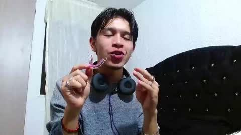 Adrian  Chlloe online show from September 18, 1:42 am