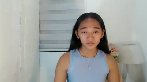 Snapshot of kiara_bedisa143 chatting on December 26, 2:33 am i love bella online show from December 26, 2:33 am
