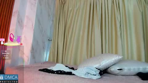 Snapshot of kiara_zahiri_ chatting on September 30, 11:10 am Kiara Zahiri online show from September 30, 11:10 am