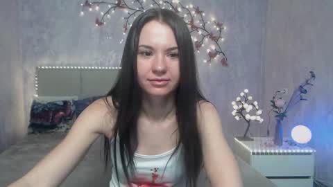 Kara online show from March 6, 7:24 pm