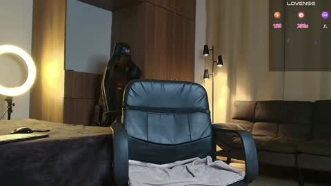 kikeruiz 19 online show from January 22, 11:10 pm